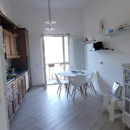 Valle Del Giuan Vista Mare Apartment *
